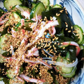 とんとんともとも's cooksnap of when they made 胡瓜とわかめとカニカマの酢の物☆.
