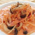 はるシェフ's cooksnap of when they made 冷凍トマトと冷凍しめじの豆乳パスタ.