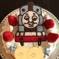 コジkitchen's cooksnap of when they made 簡単☆トーマスデコチョコケーキ♡.