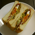 Hirarinn☆'s cooksnap of when they made ☆野菜炒めと目玉焼きのトーストサンド☆.