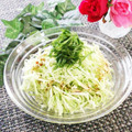 Dellaたん's cooksnap of when they made 揚げ物と一緒に☆キャベツと大葉の千切り.