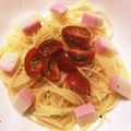HIAYU's cooksnap of when they made 暑い日に！かまぼことトマトの冷製パスタ.