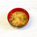 ウメ吉さん's cooksnap of when they made なめこと青ネギの味噌汁.