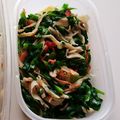 ☆suzuka☆'s cooksnap of when they made 超簡単☆ニラとカニカマの和え物☆大量消費.