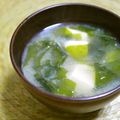 taruママ's cooksnap of when they made 塩蔵わかめと豆富の味噌汁.