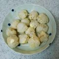 カイカイ625's cooksnap of when they made 離乳食後期☆一口おかか&チーズおにぎり.