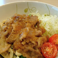 イエローバード's cooksnap of when they made 簡単♪甘辛玉ねぎだれのこんがり豚丼.