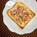 ふたごゆき's cooksnap of when they made 刻みベーコンとカシューナッツのトースト＊.