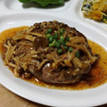 koaniani's cooksnap of when they made 和風ハンバーグ（きのこソース）.