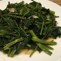 a15man's cooksnap of when they made 茎も旨うま♪空心菜のにんにく炒め.