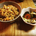 あきぞう。's cooksnap of when they made しめじと油揚げの炊き込みご飯.