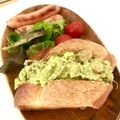 ☆MiNa☆01's cooksnap of when they made アボカドと焼鮭ディップのバケットサンド.