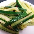 バンビ1street's cooksnap of when they made キュウリのうま辛炒め.