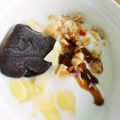 さん屁ぇです's cooksnap of when they made ヨーグルトで食べる✿こしあんフレーク.