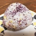 ピーナツ11's cooksnap of when they made 絶品！たぬきおにぎりをゆかりと天かすで.
