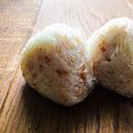 雛鳥と親鳥's cooksnap of when they made カツオブシと桜えびのおにぎり.