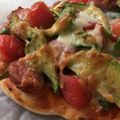 なすの天ぷら's cooksnap of when they made アボカドとトマトのピザ.