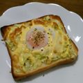 nyaoko♪'s cooksnap of when they made キャベツたっぷり目玉焼きトースト.