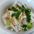 さーパパ's cooksnap of when they made わさびポン酢で頂く♡和えるだけ大根サラダ.