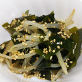 こむぎぱくぱく's cooksnap of when they made もやしとわかめの簡単ぽん酢和え.