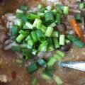 もきち☆'s cooksnap of when they made 焼肉のタレでカルビクッパ.