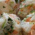 ami-rarara's cooksnap of when they made 三つ葉と鮭の美人おにぎり　.