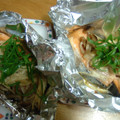 kyoko＊k's cooksnap of when they made 秋鮭ときのこのホイル蒸し.