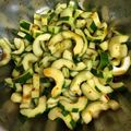 kyoko573's cooksnap of when they made 豆板醤　旨辛胡瓜のキューちゃん　大量消費.