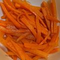 ひぃちゃんひー's cooksnap of when they made 簡単！人参のきんぴら.