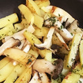味見が大事☆'s cooksnap of when they made きのこ❤青海苔バター炒め.