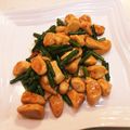 クック24N3VL☆'s cooksnap of when they made ピリ辛！ご飯に！ささみとニンニクの芽炒め.