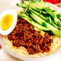 おかぶ〜ま's cooksnap of when they made ジャージャー麺風黒酢簡単タレ冷やし中華.