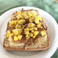 アンドーナツ☆'s cooksnap of when they made たっぷりコーンと桜えびのトースト.
