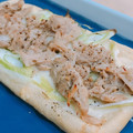 ☆パッセりん☆'s cooksnap of when they made 長ネギとツナの和風油揚げピザ.