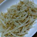 ナーちゃん's cooksnap of when they made レンジで3分！もやしナムル☆オリーブ風味.