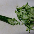 みきぴっぴ★'s cooksnap of when they made 簡単！冷やし中華に♪きゅうりの千切り！.