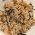 105♡'s cooksnap of when they made マイタケとツナの炊き込みご飯.