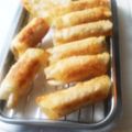 オアシス☆彡's cooksnap of when they made ウインナーインちくわの餃子の皮包み.