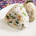 SP♪'s cooksnap of when they made ❁鮭フレと青葱と胡椒のおむすび❁.