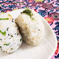 SP♪'s cooksnap of when they made ❁ソースと青海苔とごまのおむすび❁.