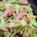 クック888's cooksnap of when they made カリフラワーとウインナーのカレー炒め.
