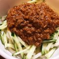 とちマメ's cooksnap of when they made 意外と簡単。ウマ辛ジャージャー麺.