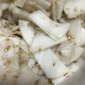 cam30's cooksnap of when they made あと一品に♪昆布茶だいこん.