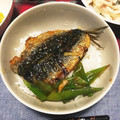 FOREVER✡'s cooksnap of when they made 焼き肉のたれdeいわしの蒲焼き丼.