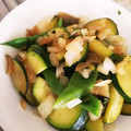 ユーロン's cooksnap of when they made いんげんとズッキーニの搾菜炒め.