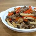 Ｓａ－Ｒｉ's cooksnap of when they made こんにゃくときのこと牛肉のピリ辛炒め.