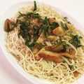 ぴよんぬ1980's cooksnap of when they made トマトとベーコンのごまぶっかけ素麺.