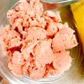 マリメッ's cooksnap of when they made いちごとスモモジャムのアイスクリーム.