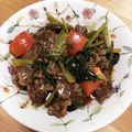 mackeydorf's cooksnap of when they made トマト入り★牛肉と小松菜のオイスター炒め.