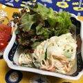 hikaru514's cooksnap of when they made カニカマと玉ねぎと胡瓜のオーシャンサラダ.